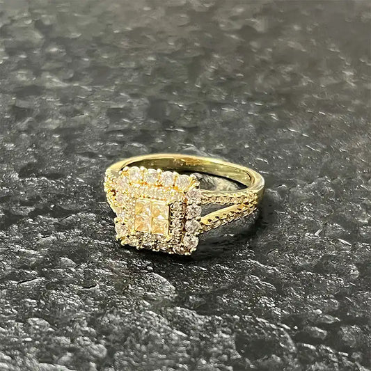 Cubic Zirconia Wedding Ring-Yellow Gold